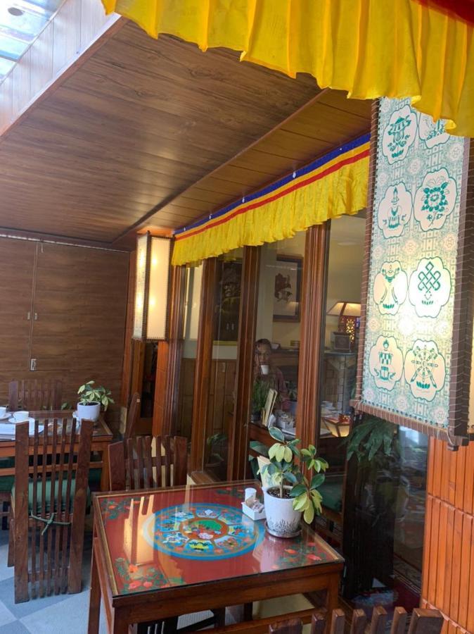 Auspiscious Him View Hotel McLeod Ganj Extérieur photo