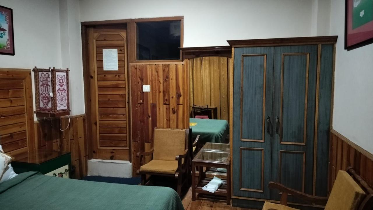 Auspiscious Him View Hotel McLeod Ganj Extérieur photo