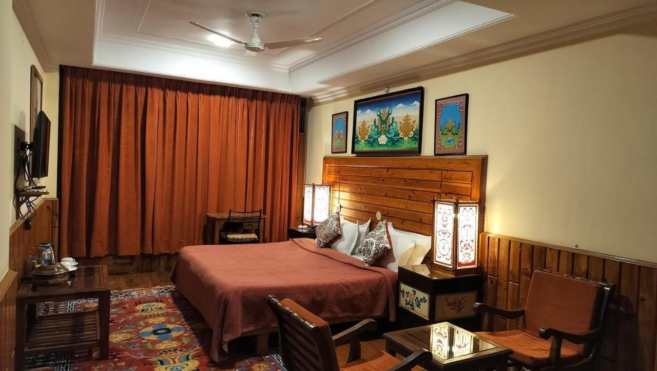 Auspiscious Him View Hotel McLeod Ganj Extérieur photo