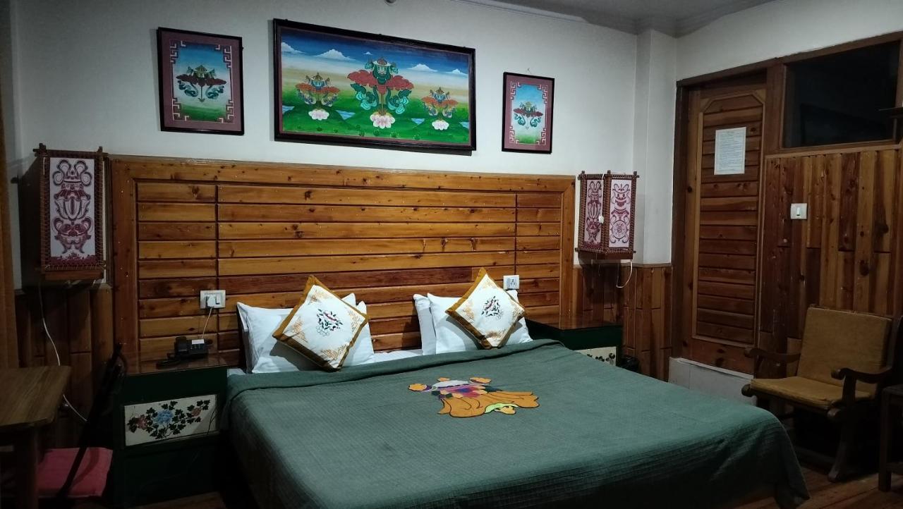 Auspiscious Him View Hotel McLeod Ganj Extérieur photo